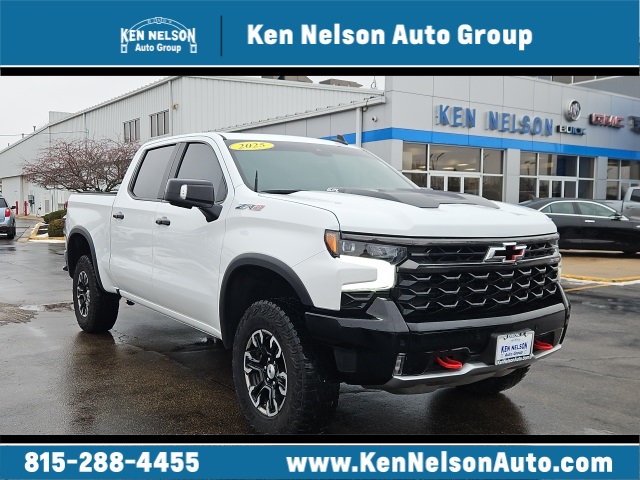 2025 Chevrolet Silverado 1500 ZR2's photo