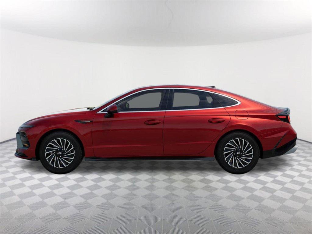2025 Hyundai Sonata Hybrid SEL photo 3