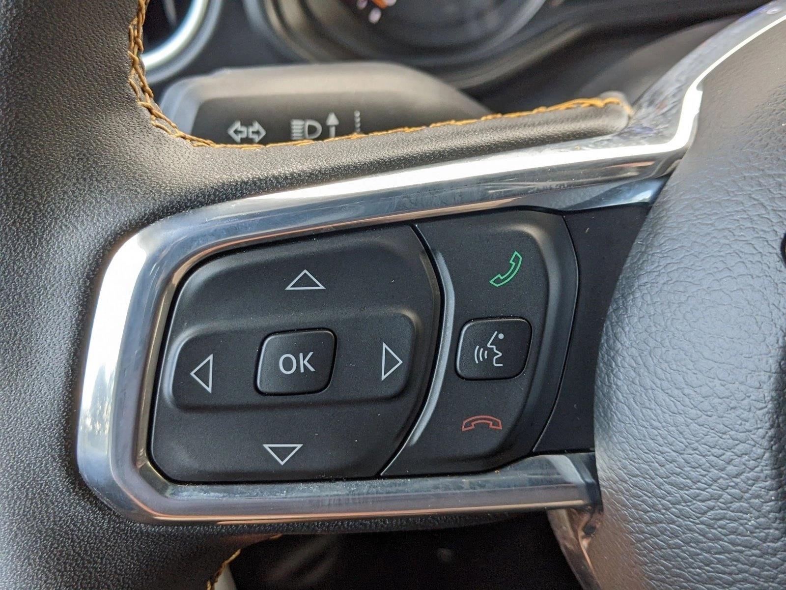 2024 Jeep Wrangler Sahara photo 17