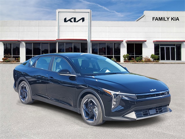 2025 Kia K4 EX's photo