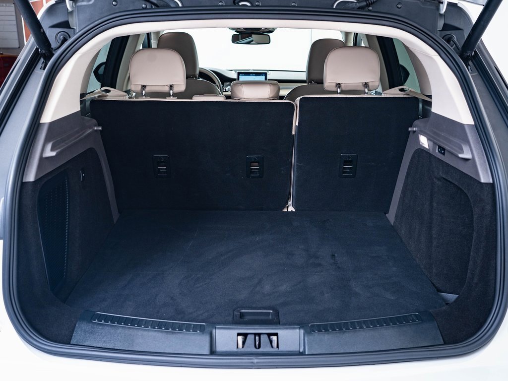 2022 Lincoln Corsair Standard photo 33