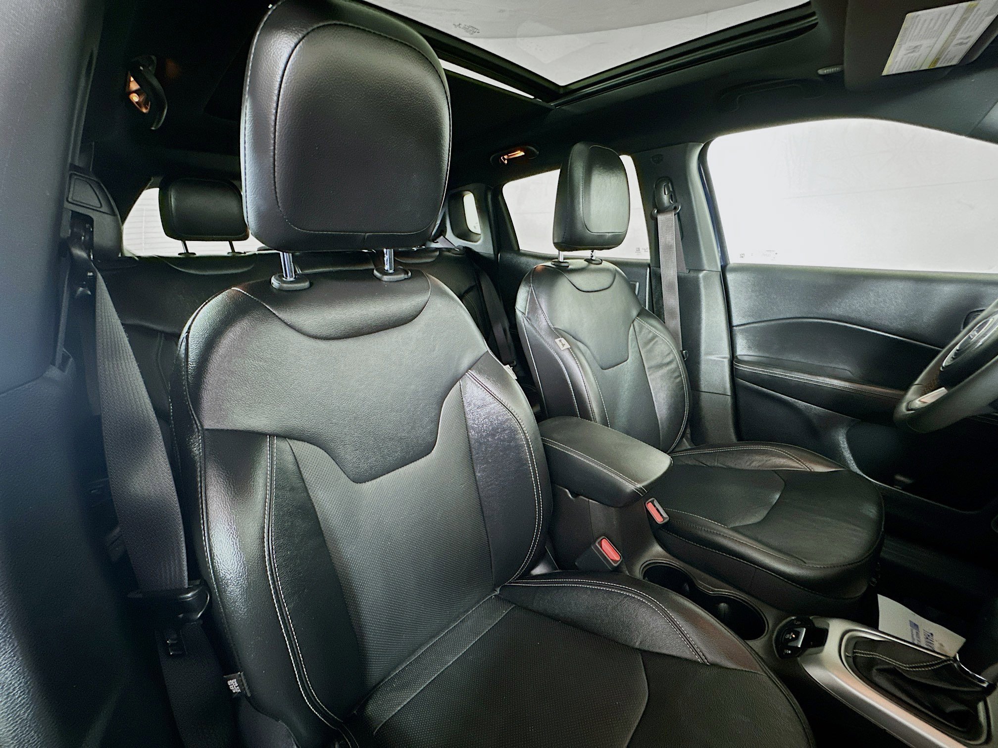 2021 Jeep Compass Anniversary Edition photo 24