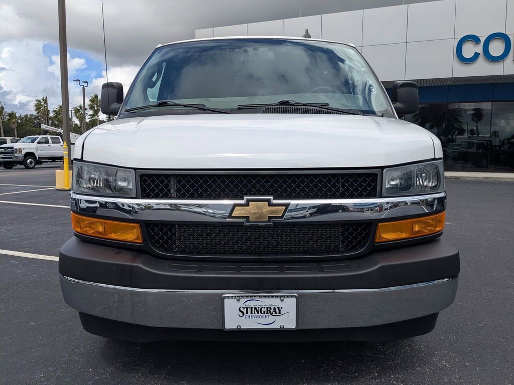 2023 Chevrolet Express Cargo 2500 photo 2