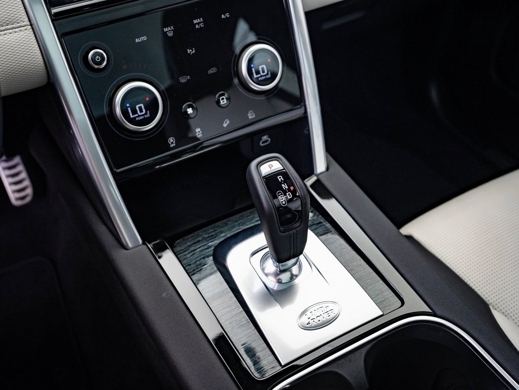 2023 Land Rover Discovery Sport S R-Dynamic photo 30