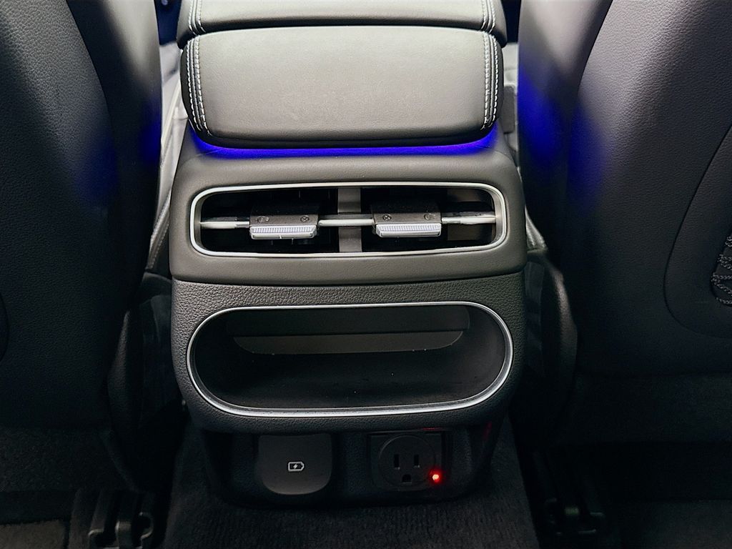 2025 Genesis GV70 3.5T Sport photo 25