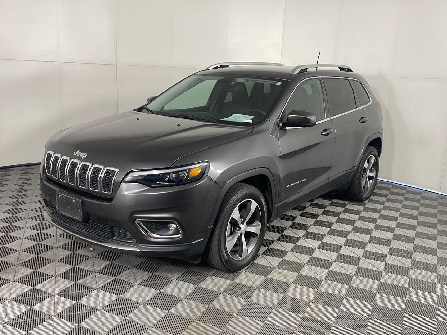 Used 2019 Jeep Cherokee Limited with VIN 1C4PJMDX4KD282648 for sale in Salida, CO