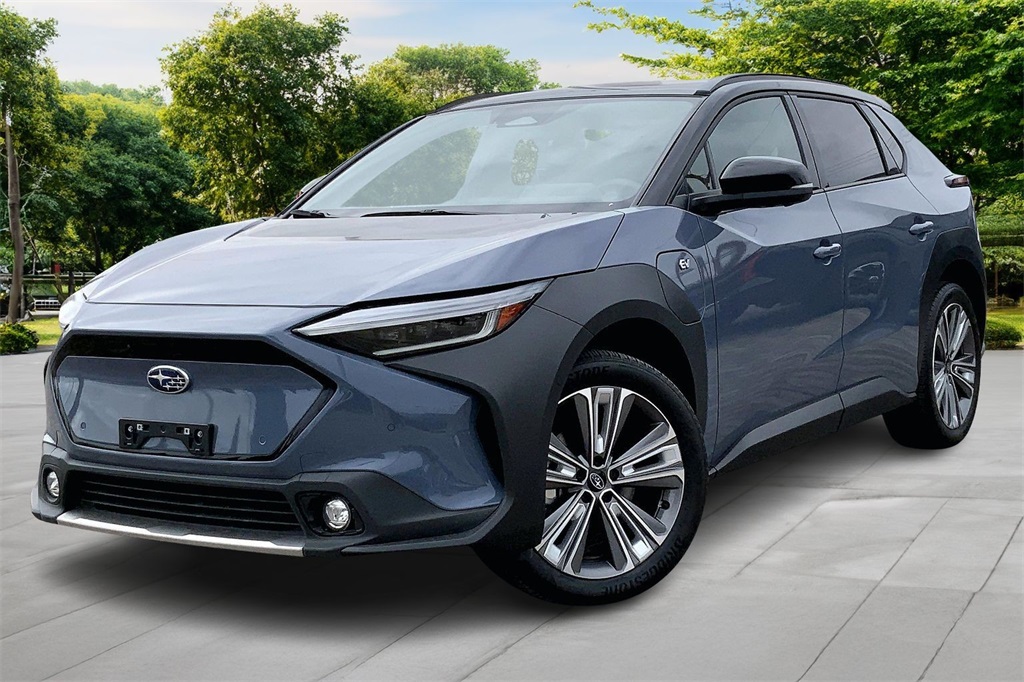 2023 Subaru SOLTERRA Touring's photo