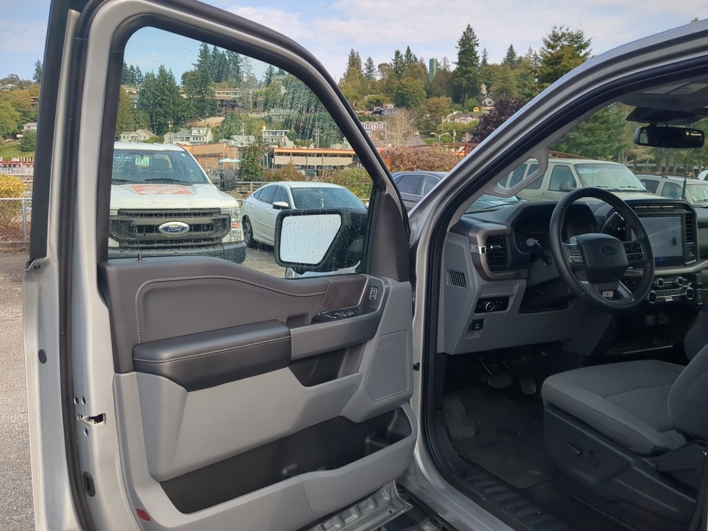 2024 Ford F-150 XLT photo 6