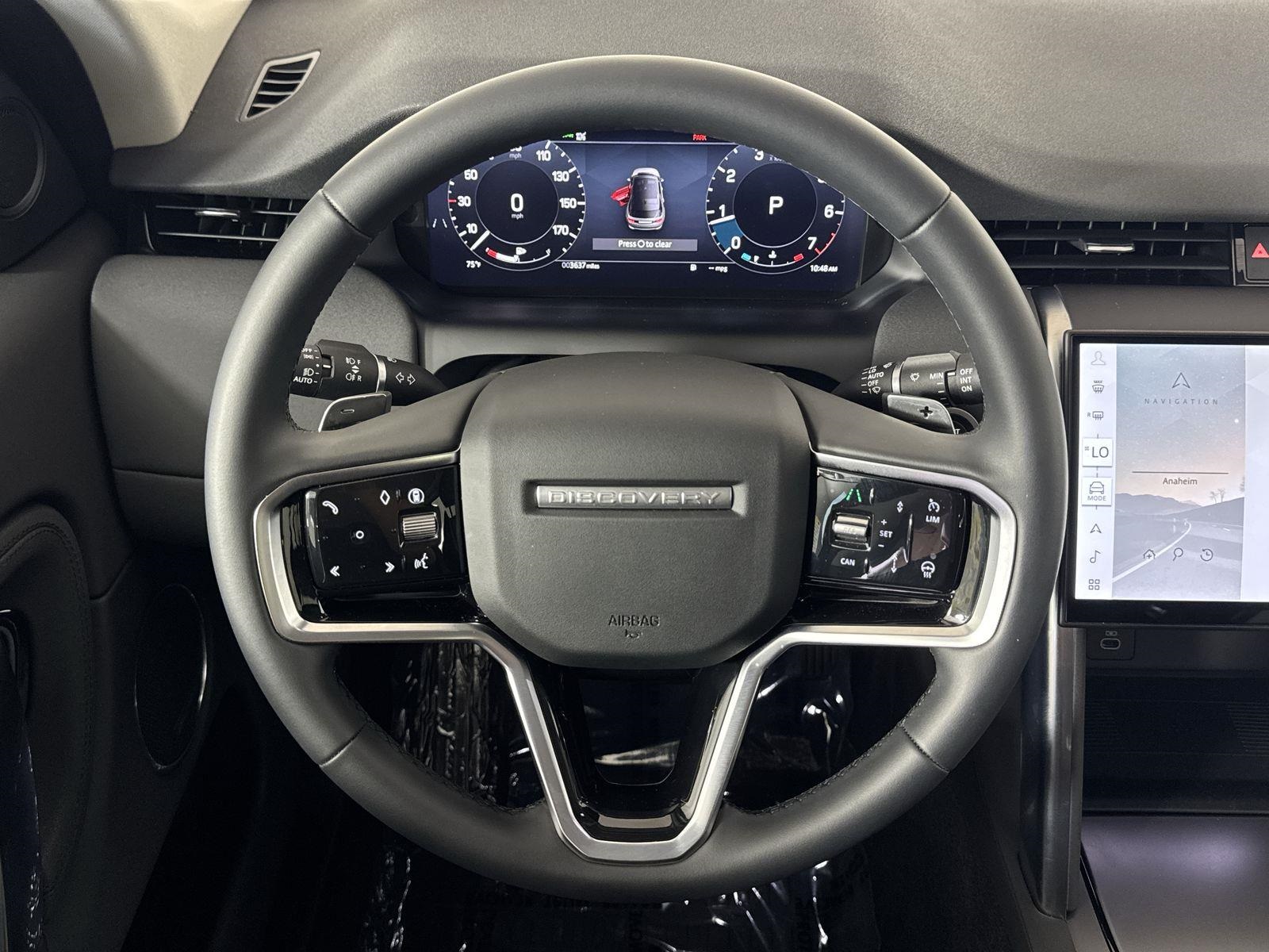 2025 Land Rover Discovery Sport S photo 12