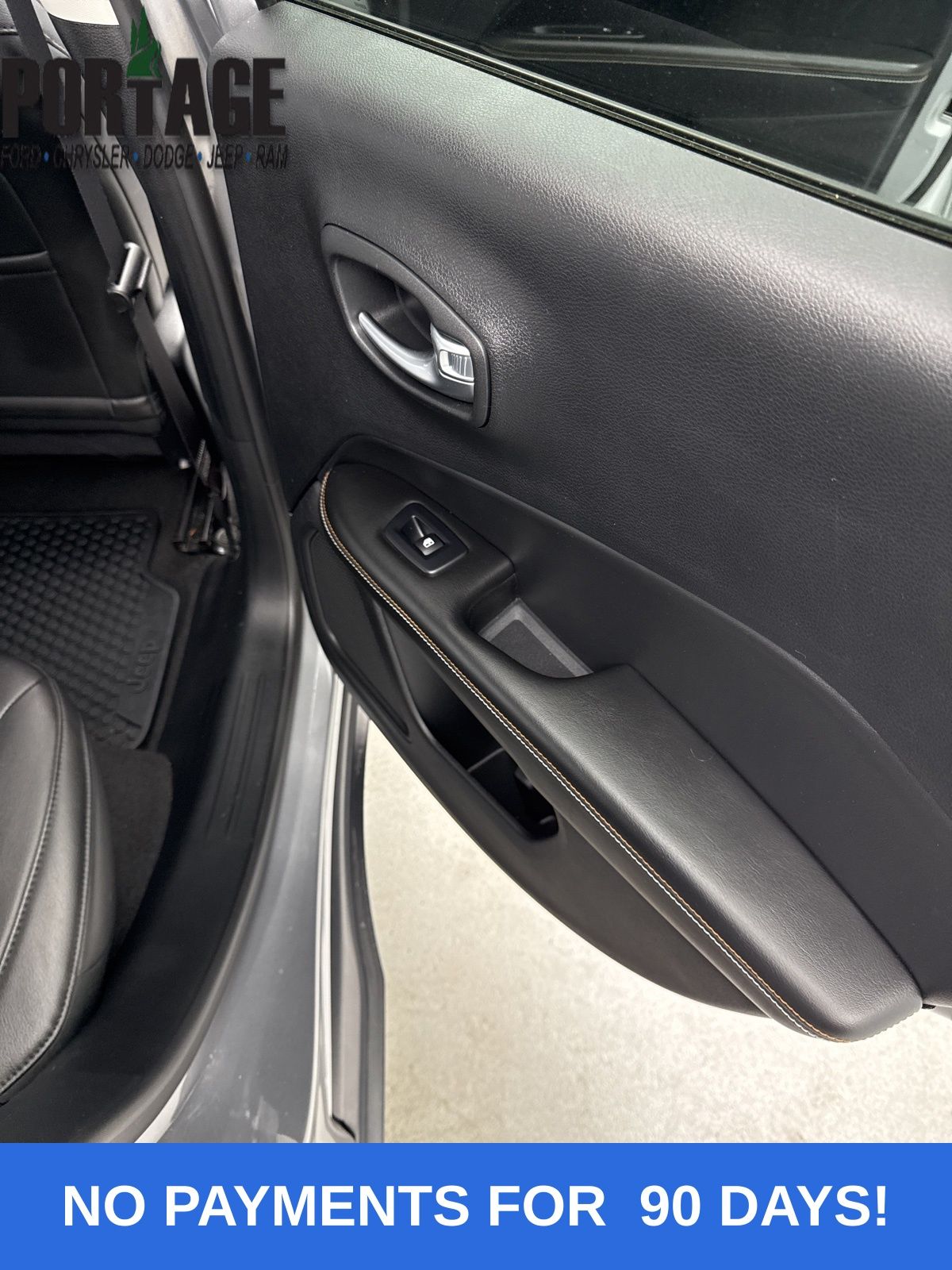 2018 Jeep Compass Latitude photo 29