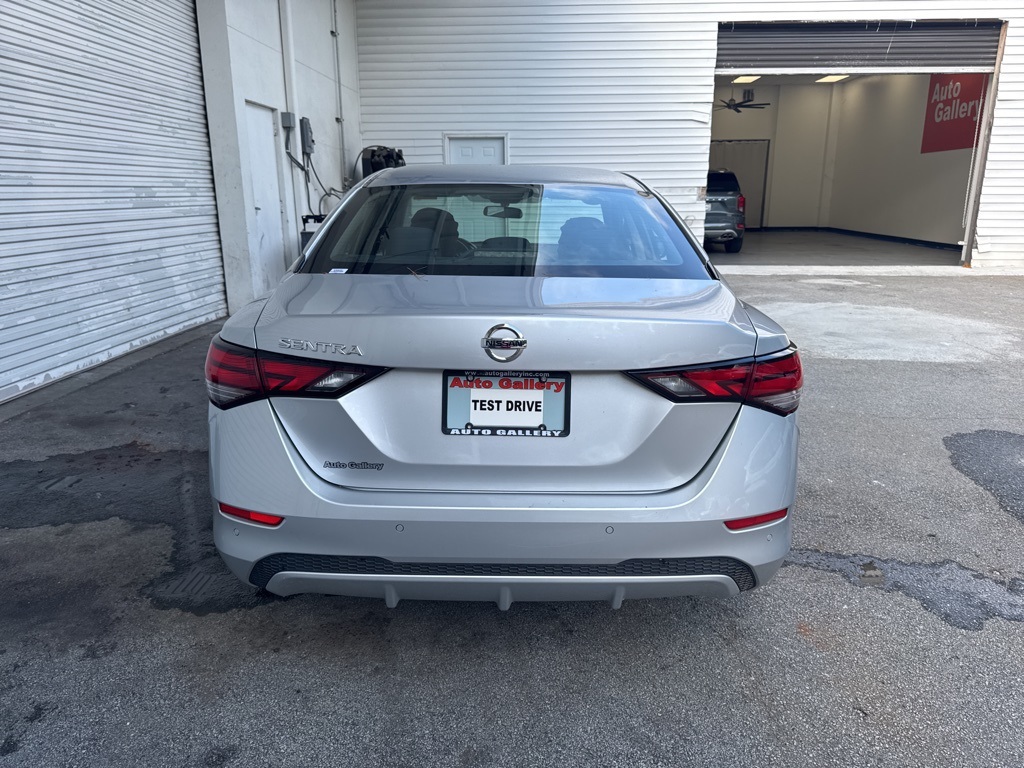 2022 Nissan Sentra S photo 3