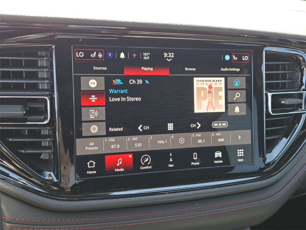 2025 Toyota RAV4 R/T photo 11