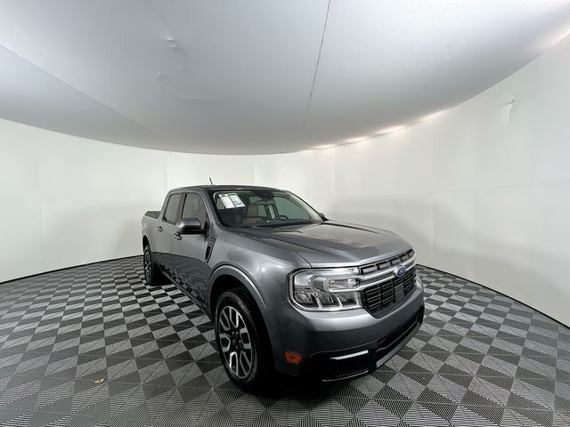 2022 Ford Maverick Lariat photo 2