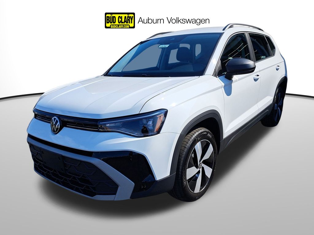 2025 Volkswagen Taos S's photo