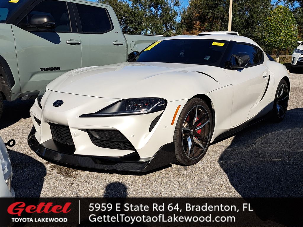 2022 Toyota Supra Premium's photo