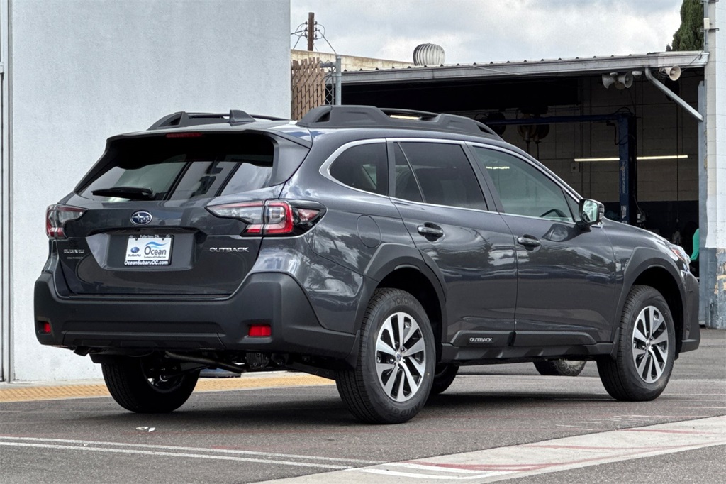 2025 Subaru Outback Premium photo 3