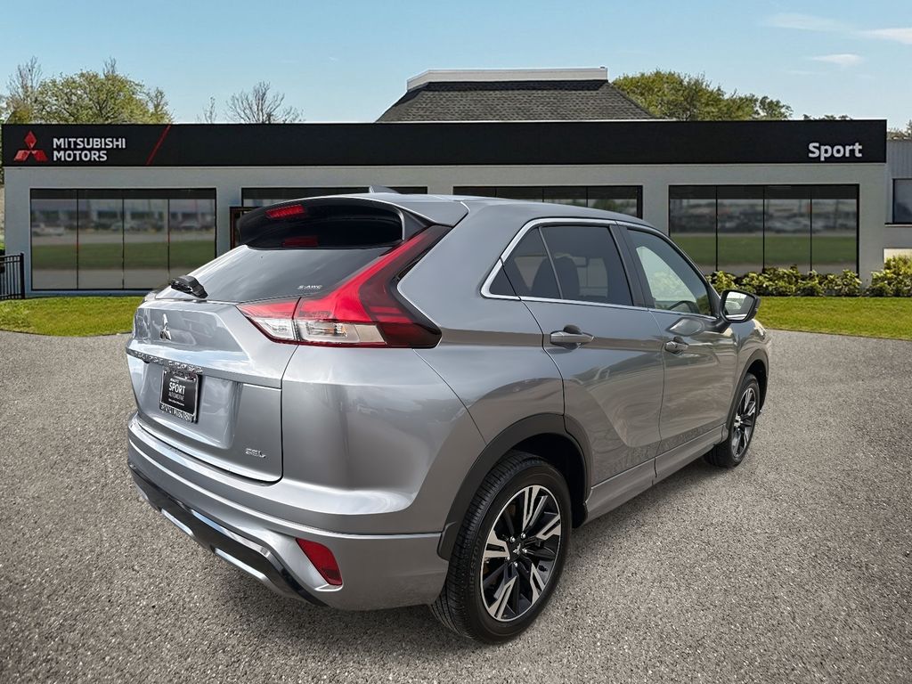 2025 Mitsubishi Eclipse Cross SEL photo 2
