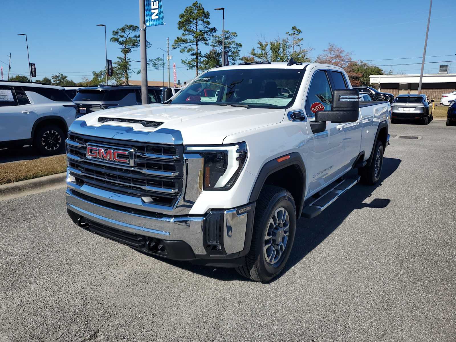 2025 GMC Sierra 3500HD SLE's photo