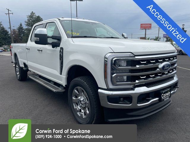 2025 Ford F-350 Super Duty Lariat's photo