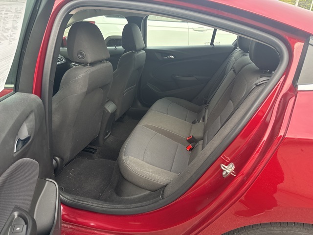 2018 Chevrolet Cruze LT photo 9