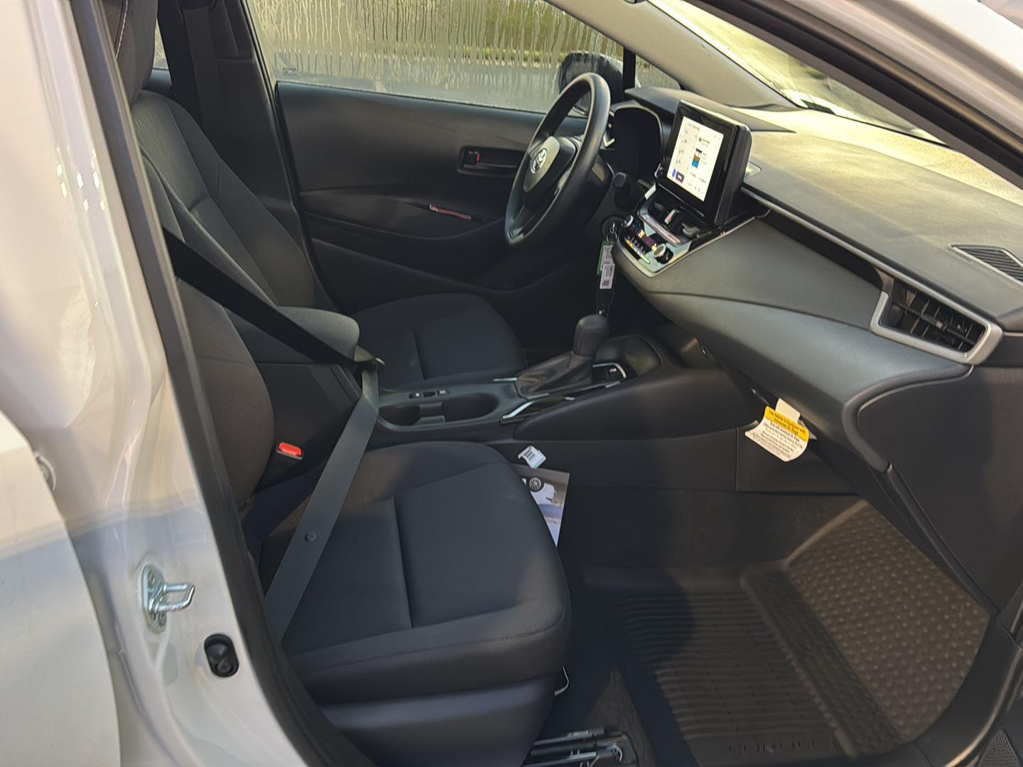 2026 Toyota Corolla LE photo 8