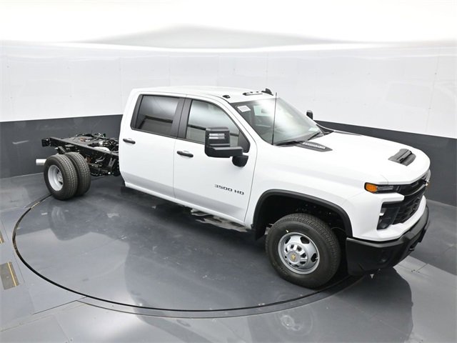 2026 Chevrolet Silverado 3500HD Work Truck's photo