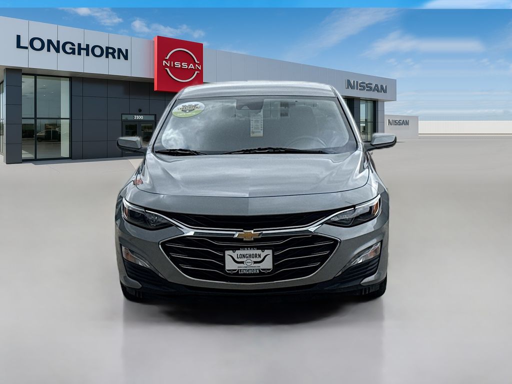 2023 Chevrolet Malibu 1LT photo 2