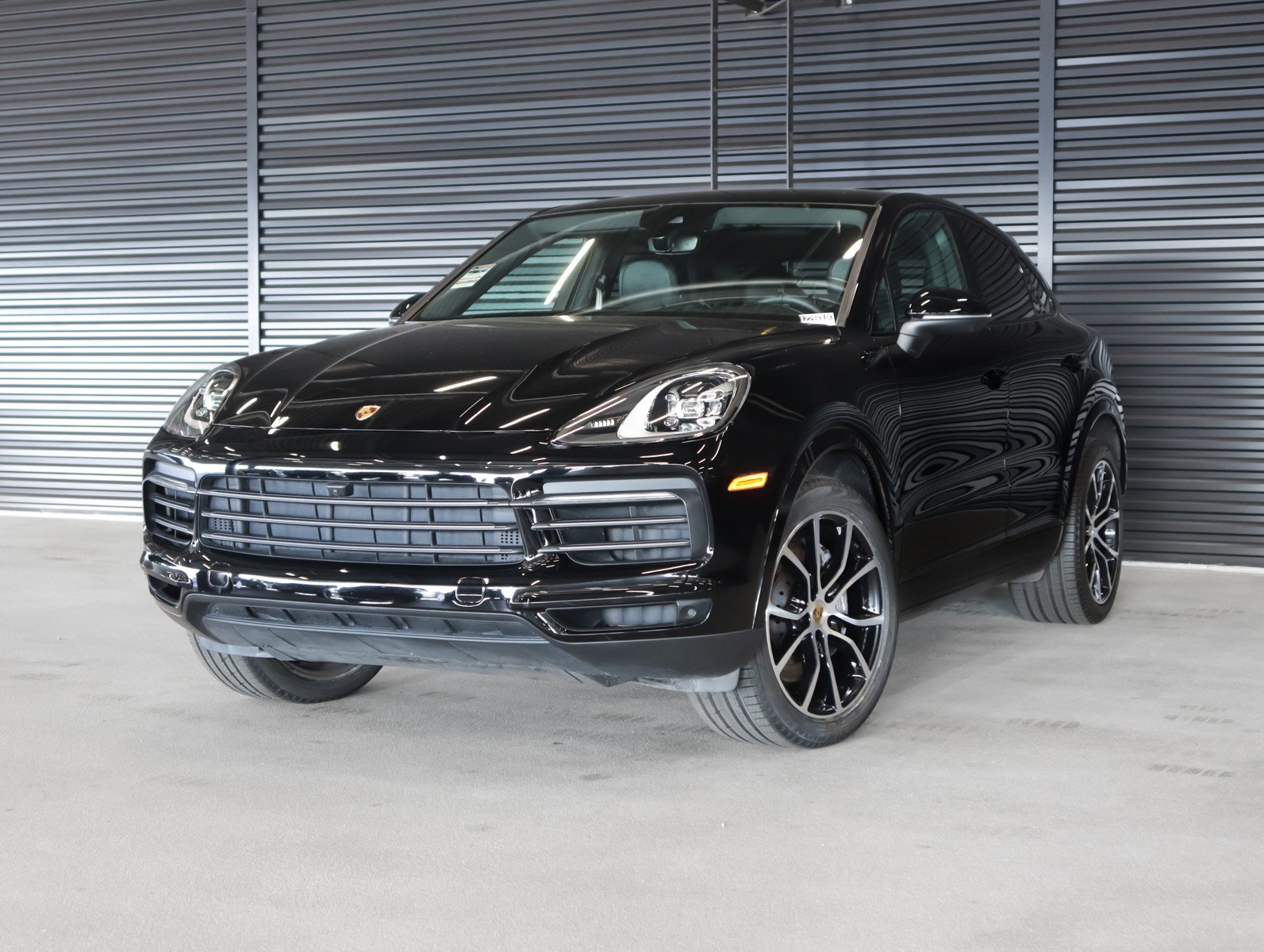 2023 Porsche Cayenne Coup Platinum Edition