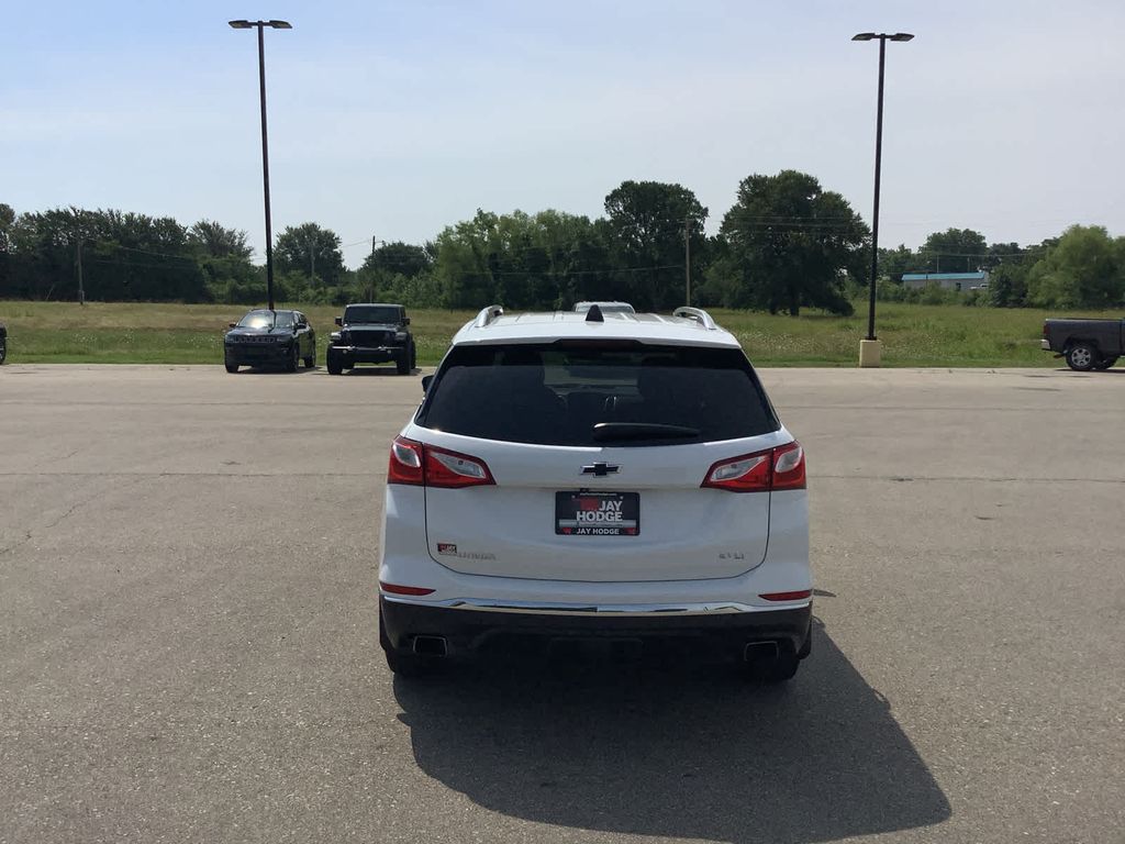 2020 Chevrolet Equinox LT photo 6