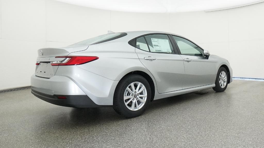 2026 Toyota Camry LE photo 21