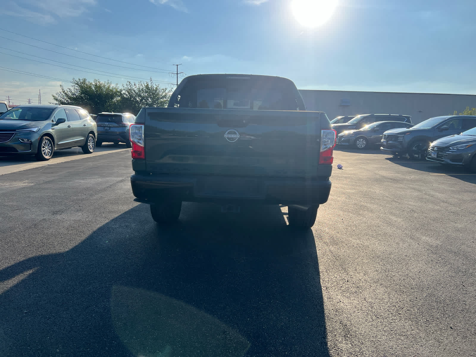 2024 Nissan Titan SV photo 3