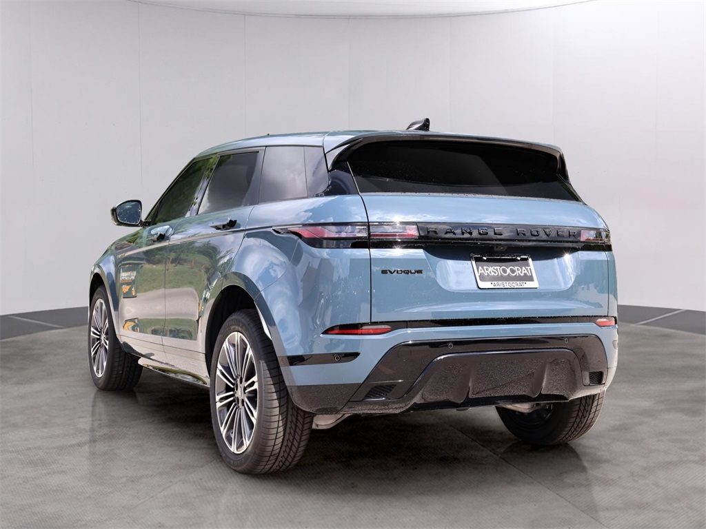 2026 Land Rover Range Rover Evoque Dynamic SE photo 5