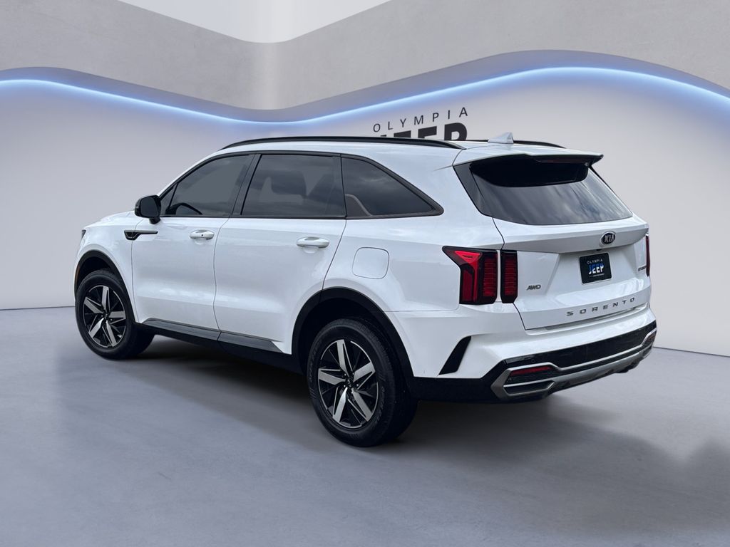 2021 Kia Sorento EX photo 2