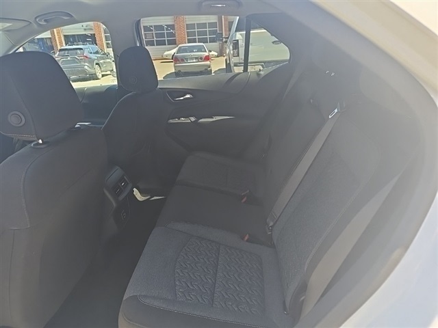 2024 Chevrolet Equinox LT photo 18