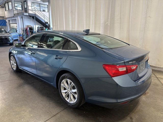 2025 Chevrolet Malibu 1LT photo 4