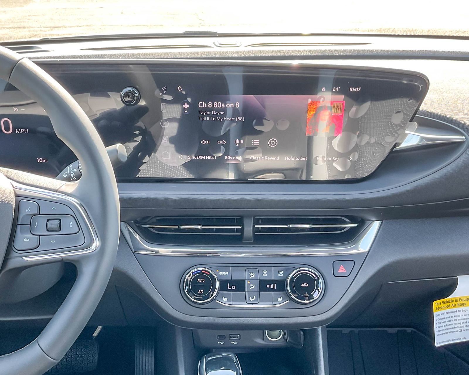 2025 Buick Envista Preferred photo 13