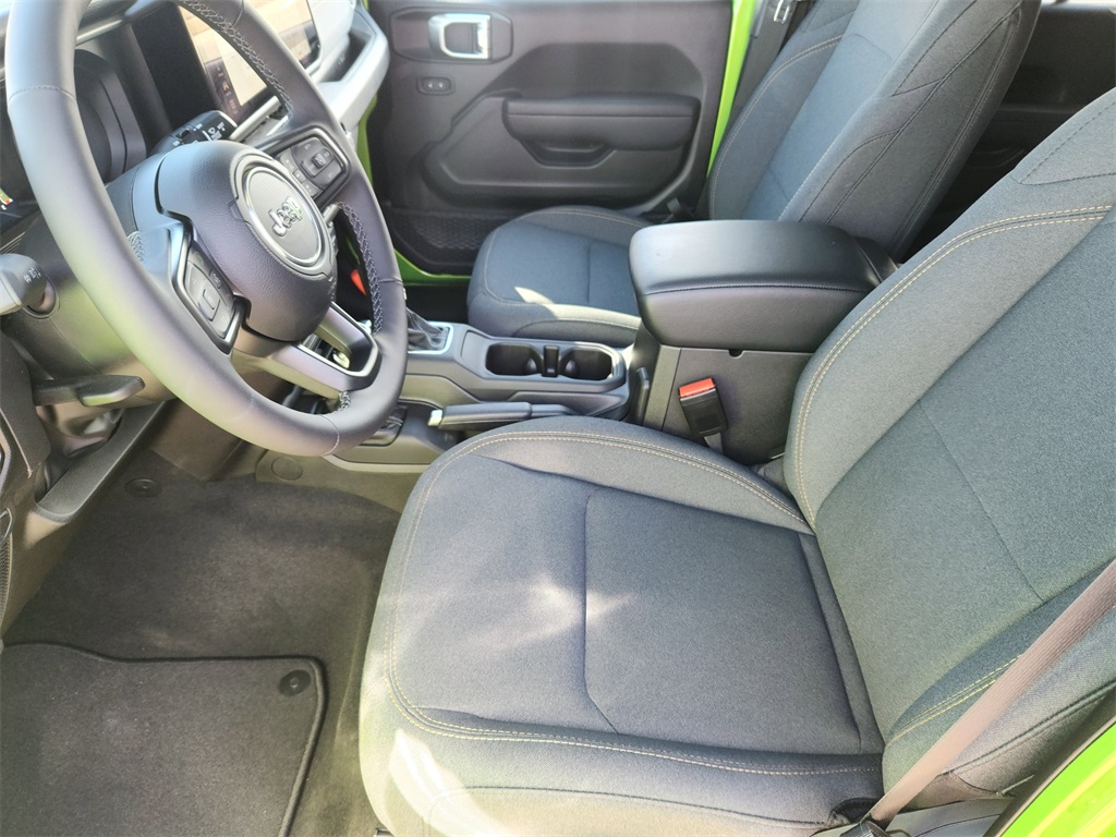 2025 Jeep Wrangler Sport S photo 12