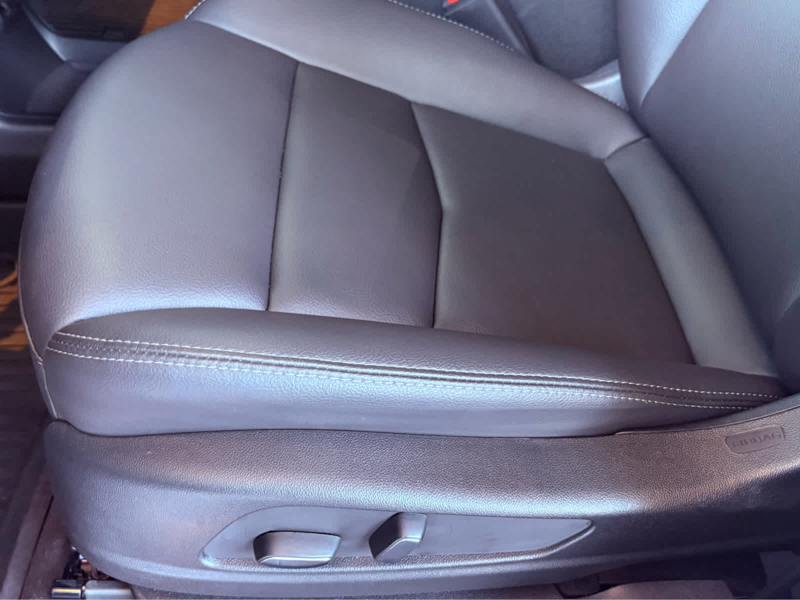 2025 Cadillac XT5 Luxury photo 15