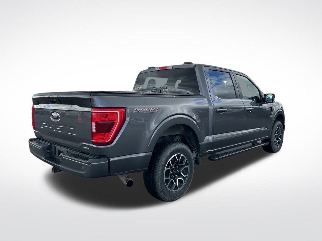 2021 Ford F-150 XLT photo 4