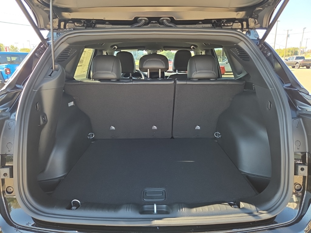 2026 Jeep Compass Trailhawk photo 2