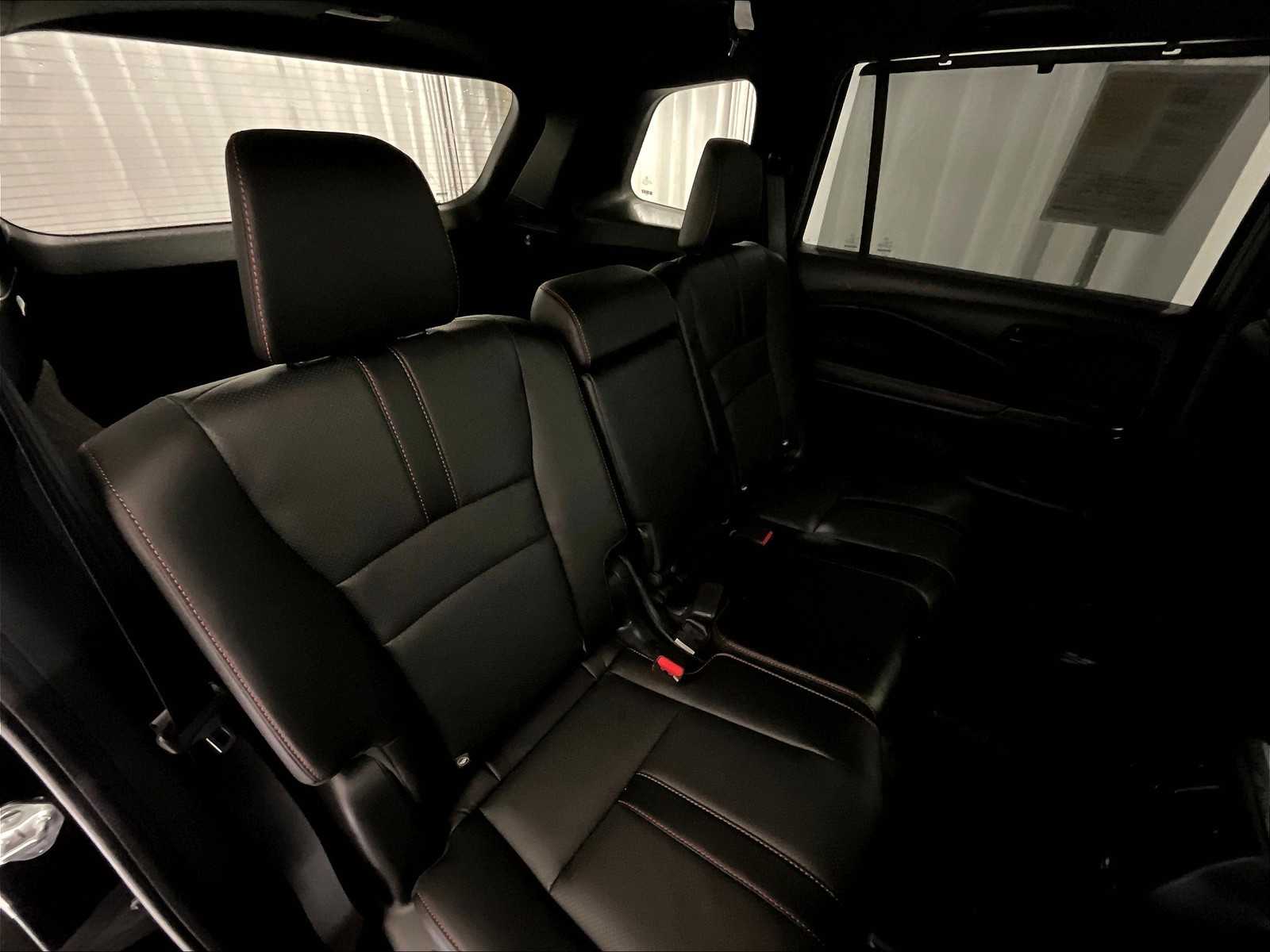 2022 Honda Passport TrailSport photo 16