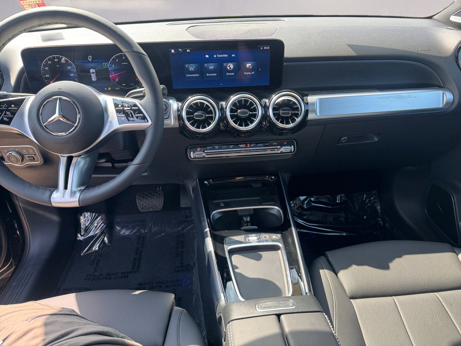 2026 Mercedes Benz GLB 250 4MATIC photo 9