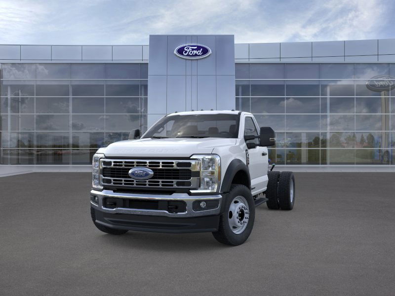 2025 Ford F-550 XL photo 2
