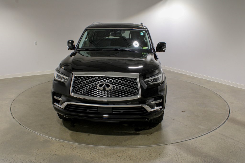 2019 Infiniti QX80 Luxe photo 8