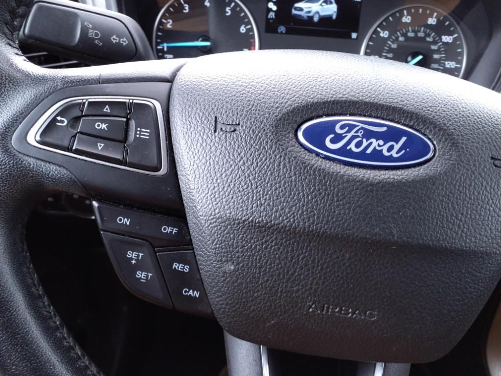 2021 Ford EcoSport Titanium photo 11