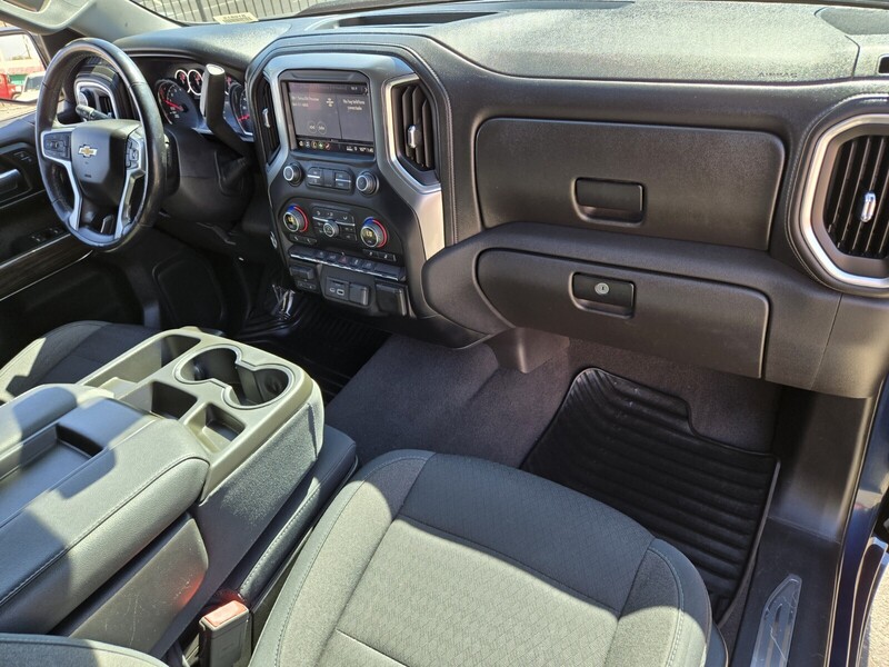 2019 Chevrolet Silverado 1500 LT photo 15