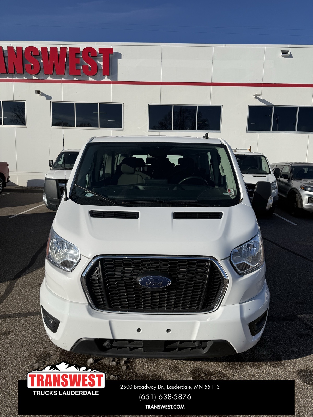 2022 Ford Transit photo 2