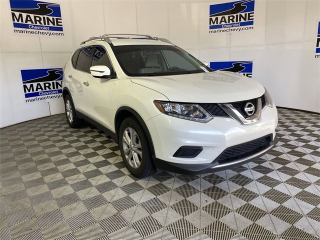 2016 Nissan Rogue SV's photo