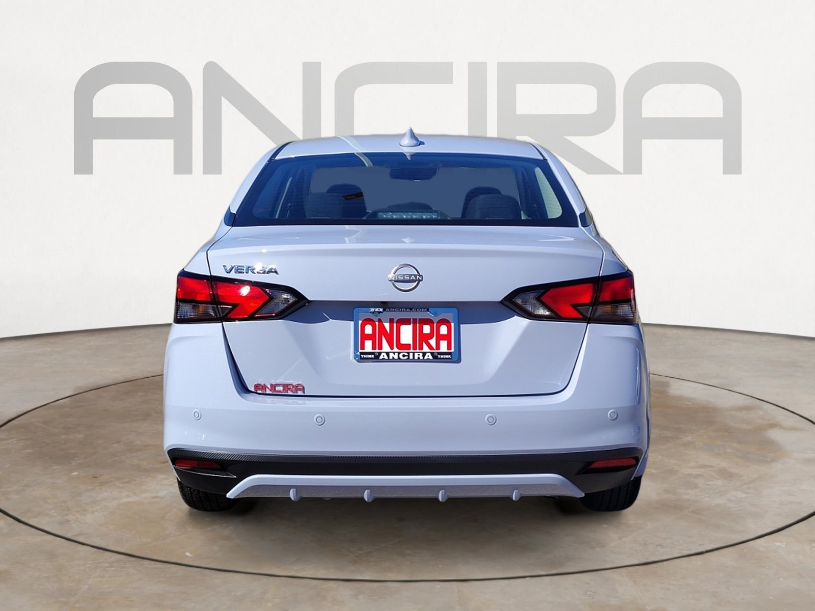 2025 Nissan Versa SV photo 8