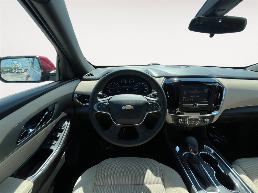 2023 Chevrolet Traverse Cloth photo 10